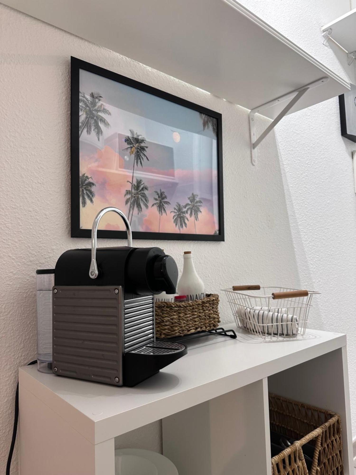Studio Sur Le Port De Hyeres - A 2Min Des Plages, Clim & Balcon المظهر الخارجي الصورة